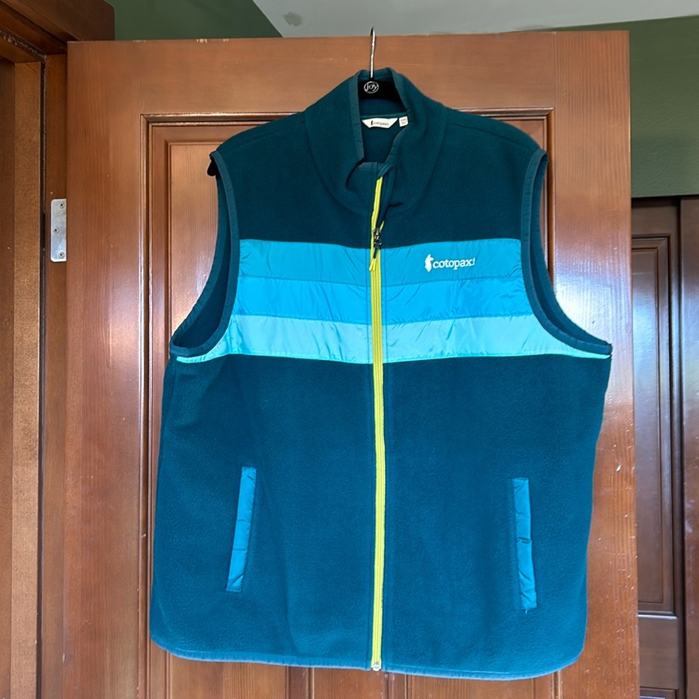 Cotopaxi fleece vest